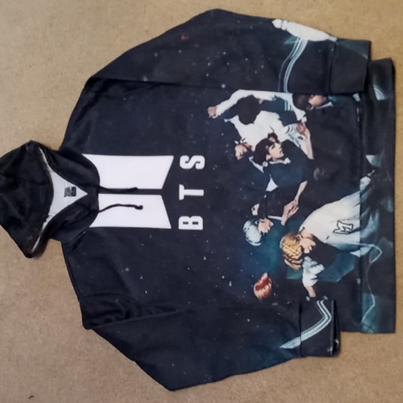 BTS light-weight black hoodie, Kids M - Picture 1 of 5